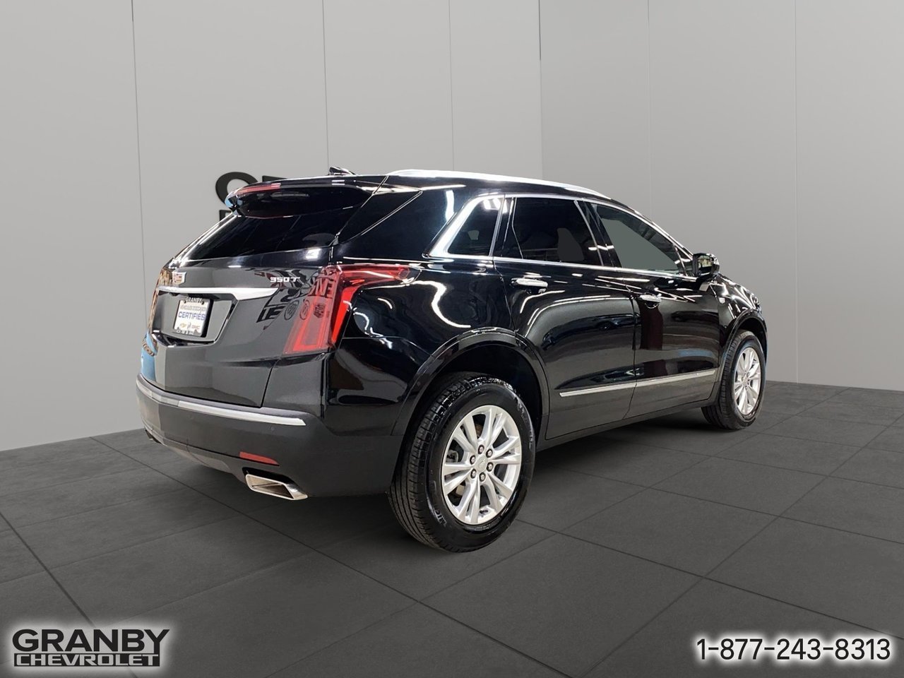 2024 Cadillac XT5 AWD Luxury | G3840 Black Granby - photo #5