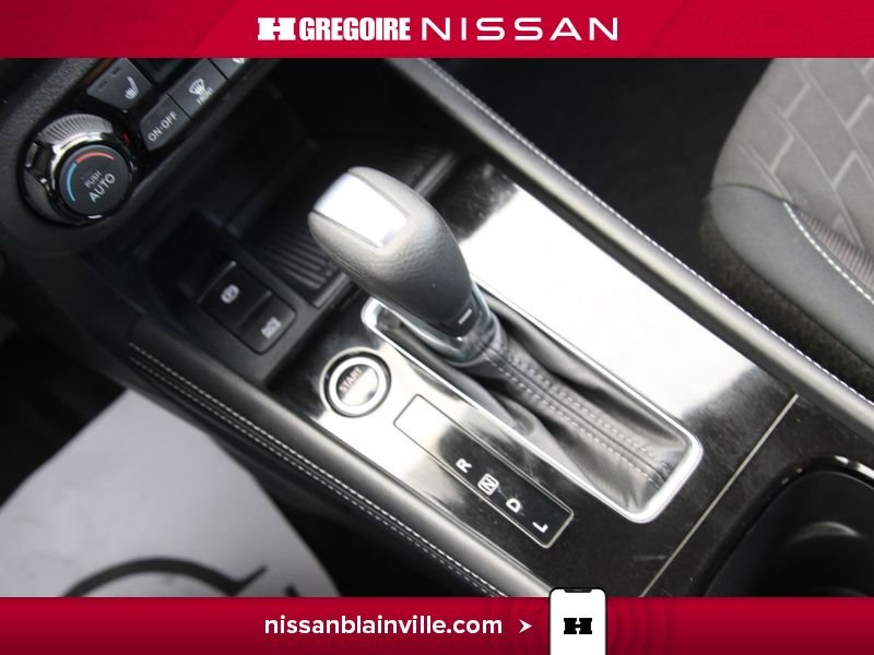 2023 Nissan Kicks White Laval - photo #19