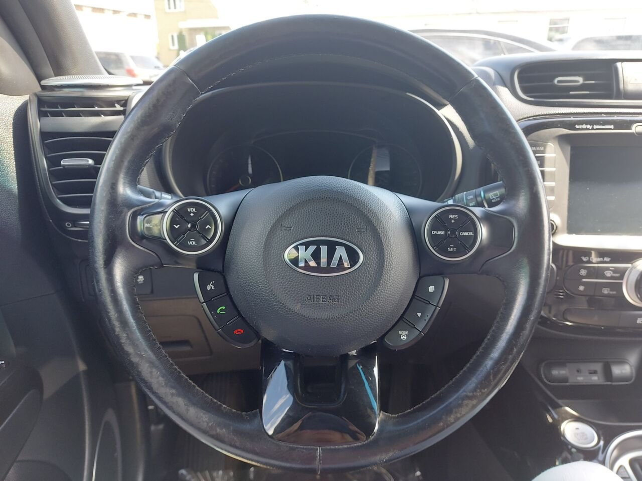 2015 Kia Soul Black  - photo #14