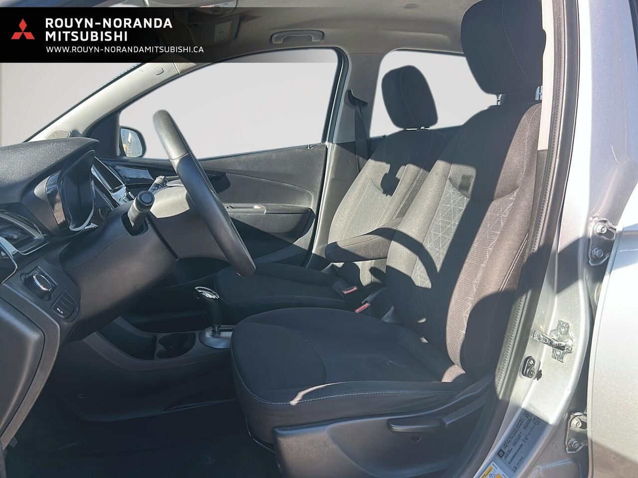 Chevrolet Spark LT à hayon 4 portes CVT avec 1LT 2020 Gris Rouyn-Noranda - photo #9