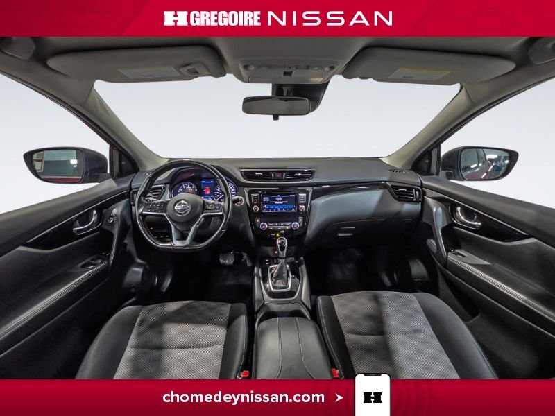 2022 Nissan Qashqai Red Laval - photo #17