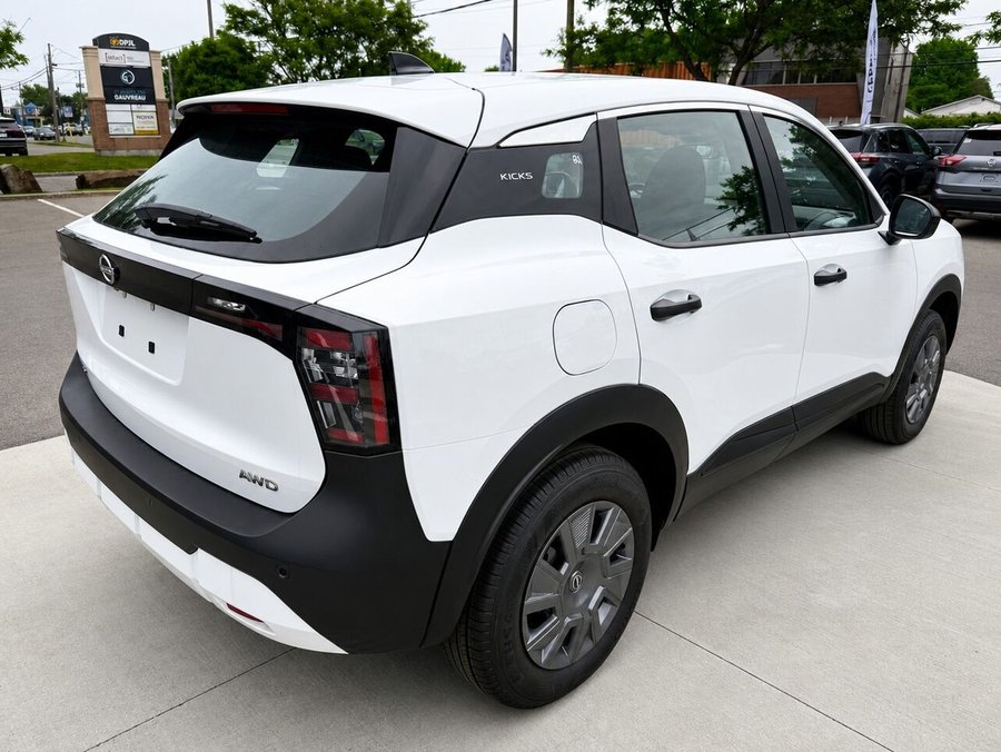 2026 NISSAN Kicks 2026 Deep Blue Pearl
