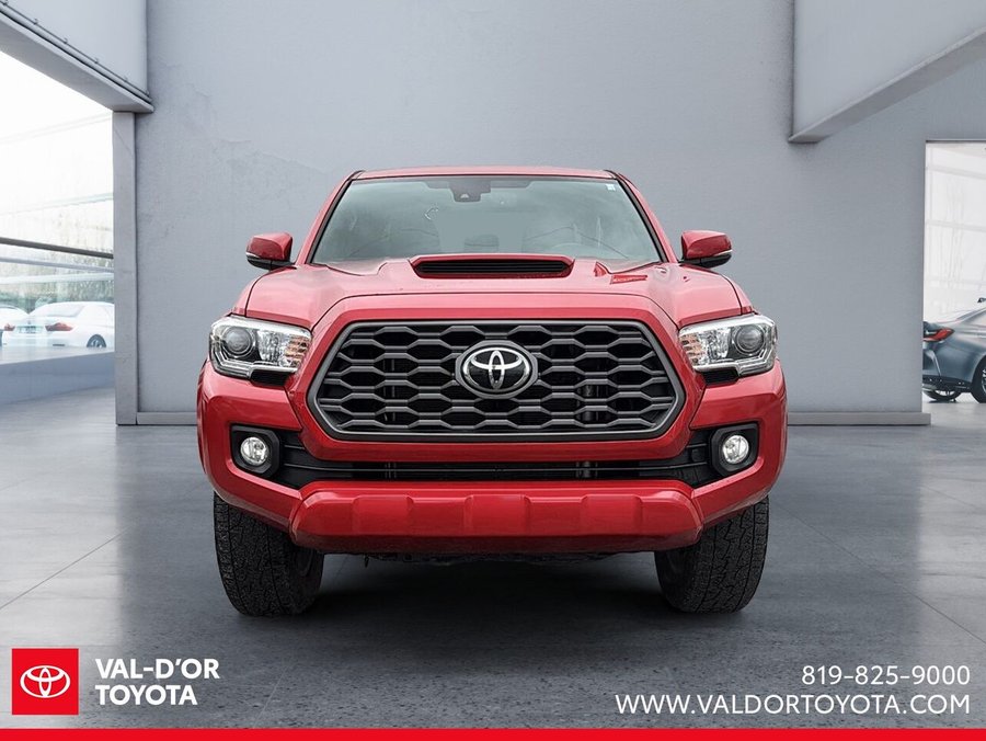 2022 Toyota Tacoma 2022 Red