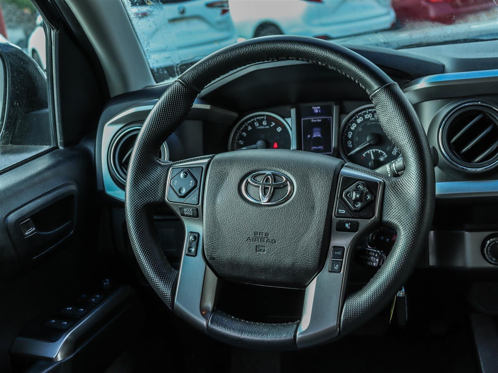 2022 Toyota Tacoma Ottawa & Gatineau - photo #9