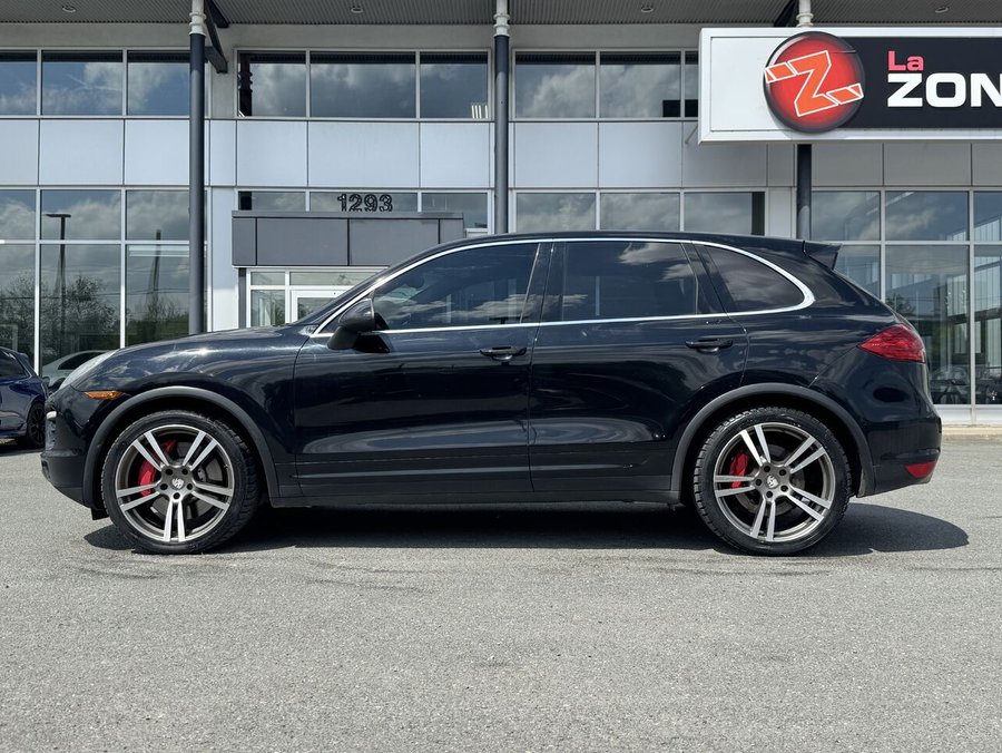 Porsche Cayenne Turbo 2011 2011 Noir