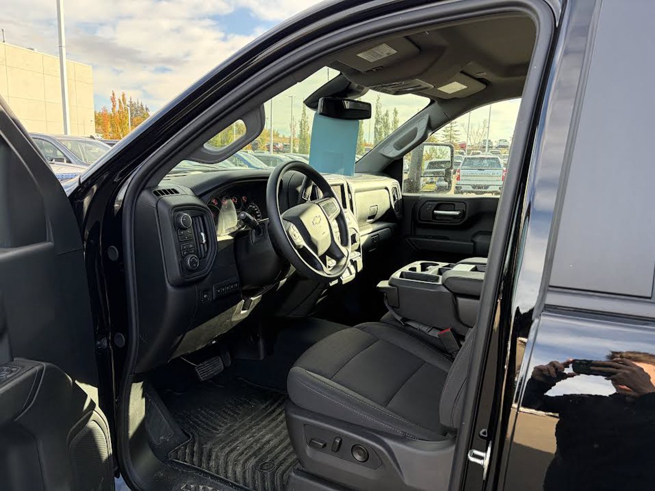 2026 Chevrolet Silverado 2500HD 4WD Crew Cab 159 Custom Black Sherwood Park - photo #6