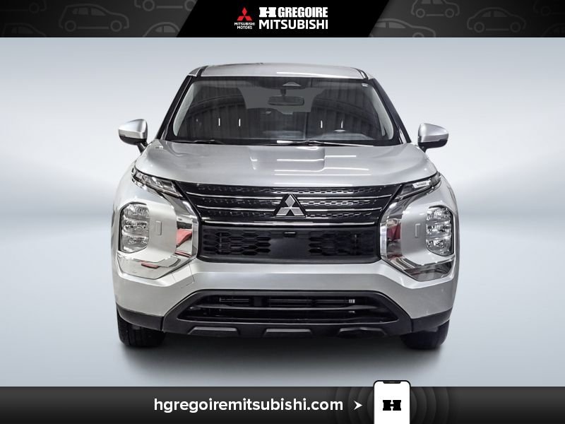 2022 Mitsubishi Outlander 2022 Grey