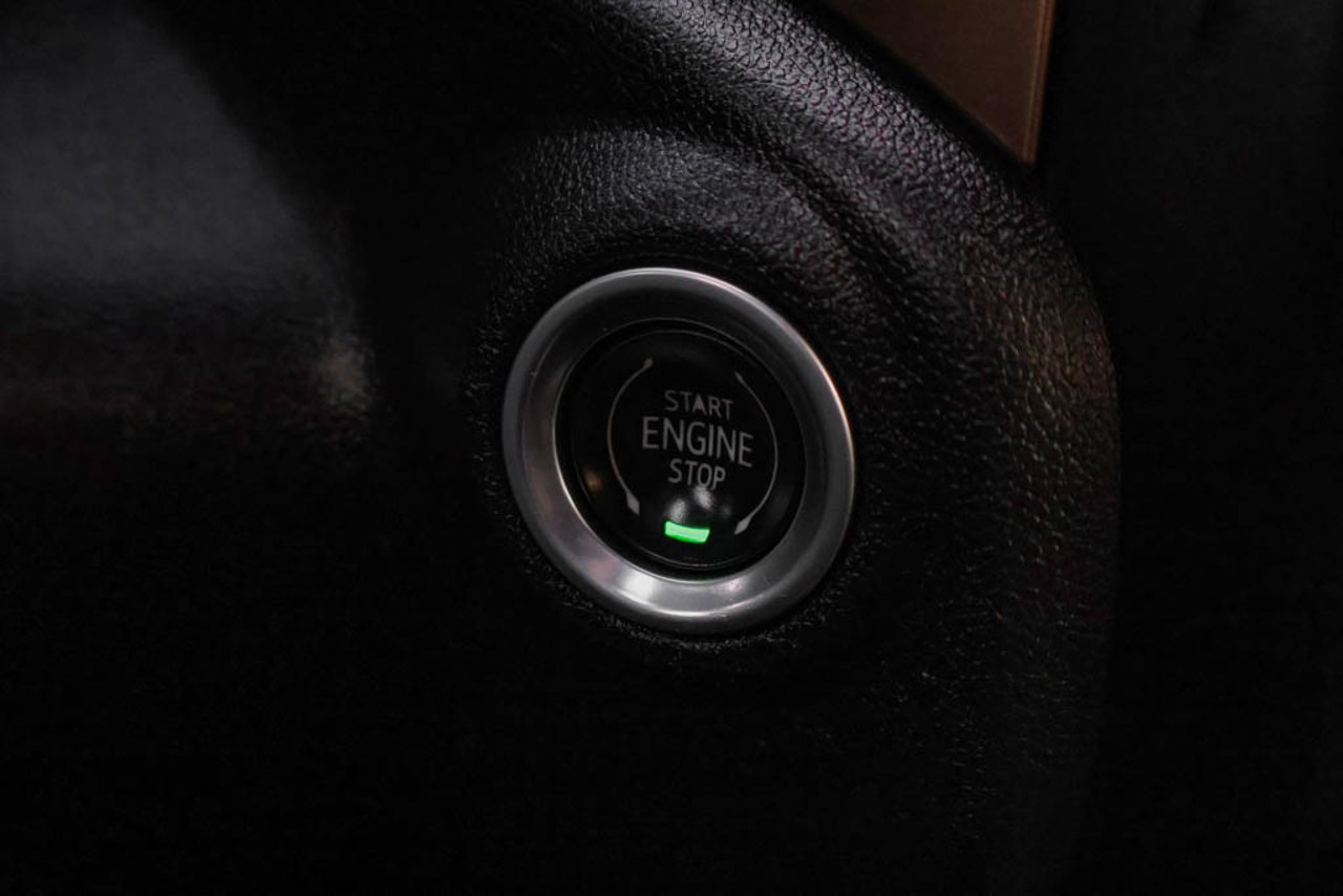 2022 Chevrolet Silverado 3500HD 4WD Crew Cab 159 High Country Black Sherwood Park - photo #23