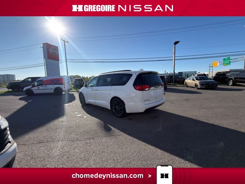 2019 Chrysler Pacifica White Blainville - photo #7
