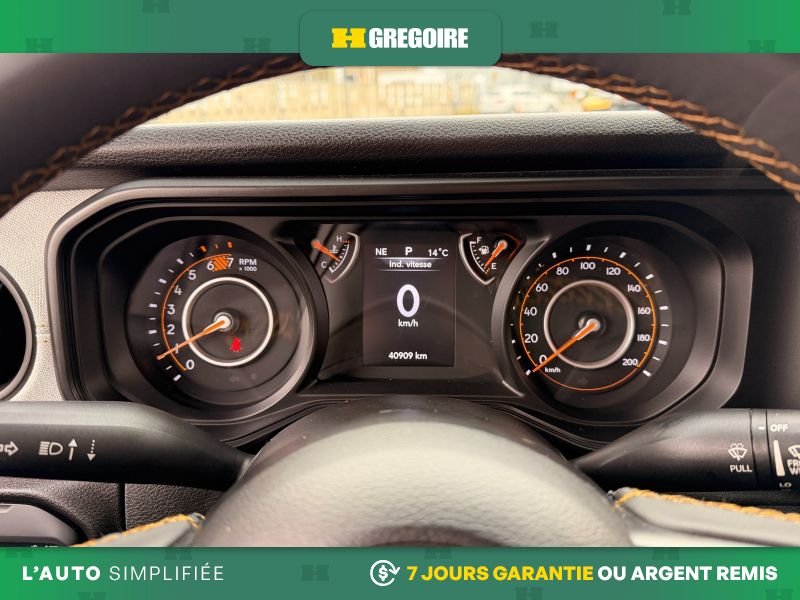 2024 Jeep Wrangler Red Saint-Eustache - photo #15