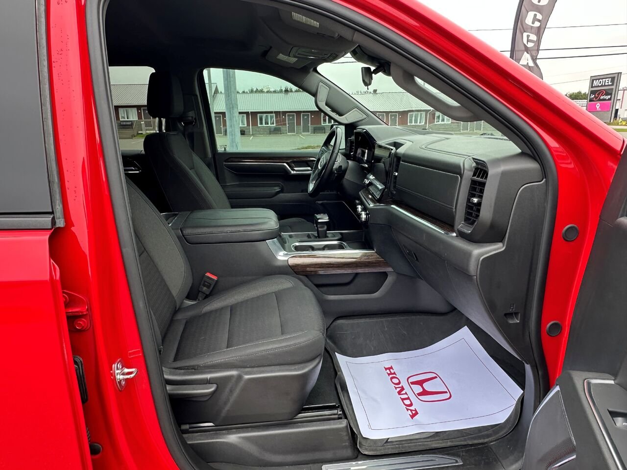 2024 GMC SIERRA K1500 ELEVATION SIERRA K1500 ELEVATION Red Matane - photo #12