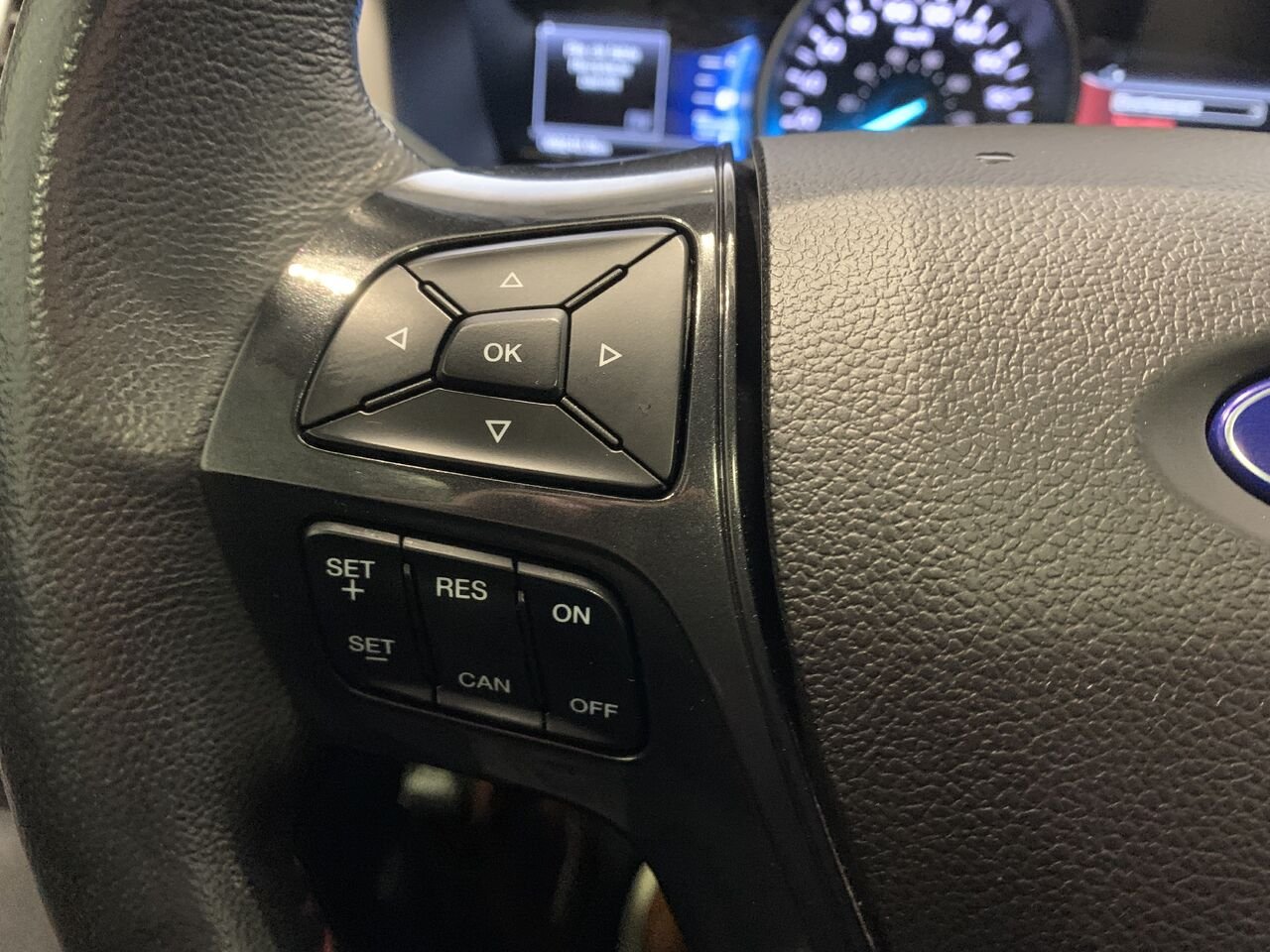 2017 Ford Explorer Black Châteauguay - photo #36