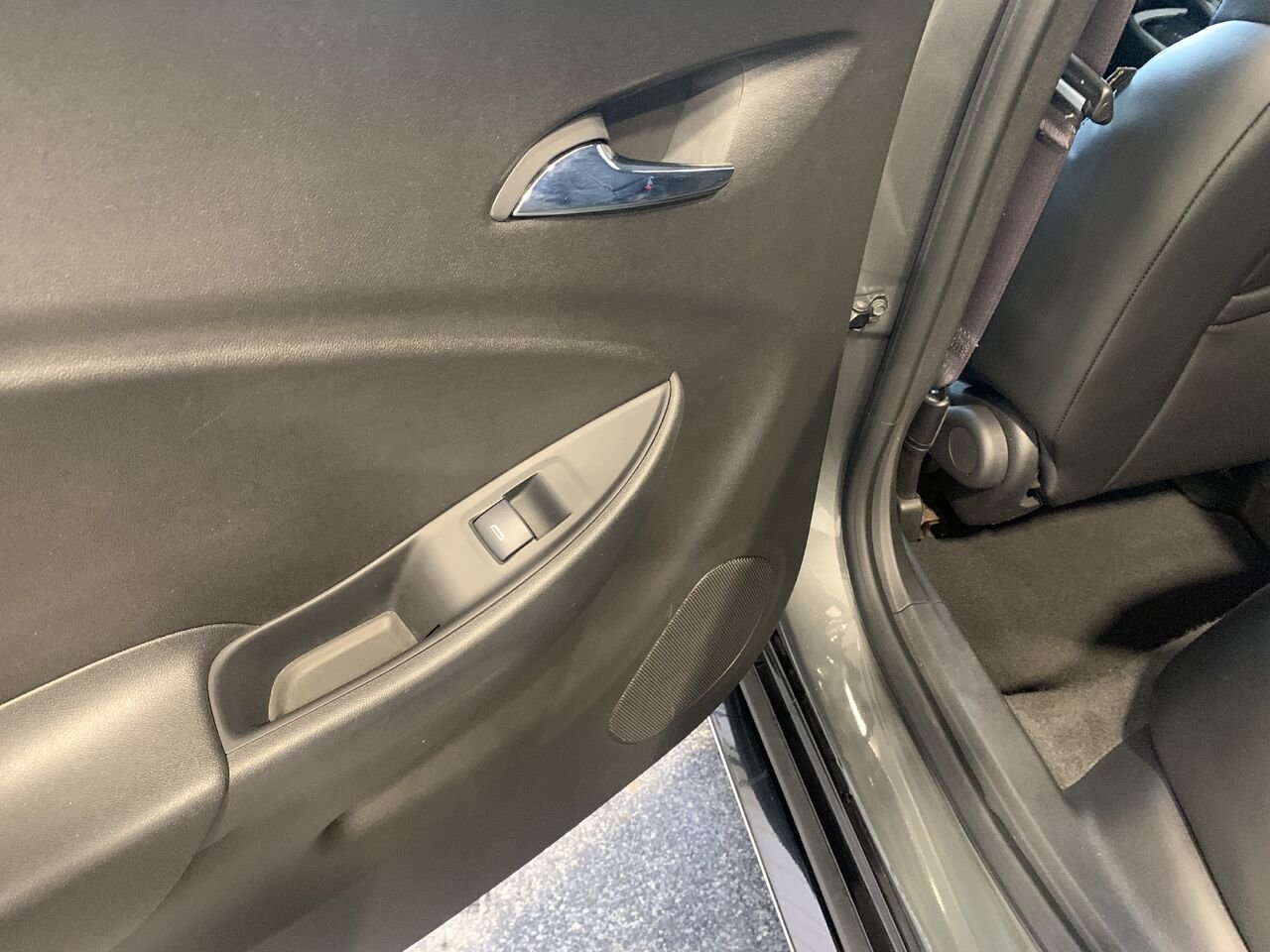 2017 Chevrolet Volt LT PHEV VOLT LT PHEV Grey Châteauguay - photo #19