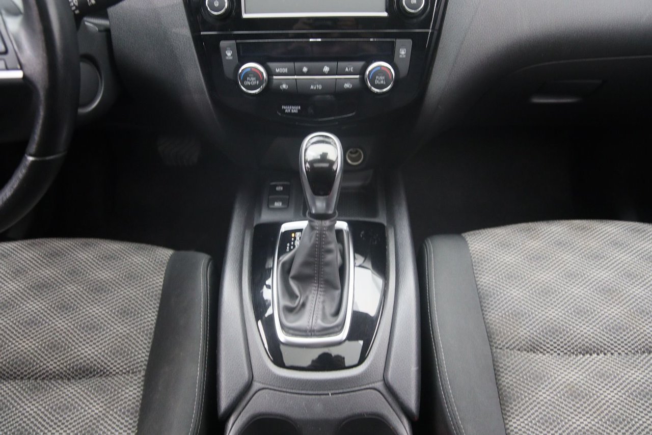 2023 Nissan Qashqai Grey Baie-Comeau - photo #12