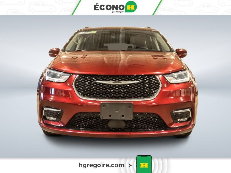 2022 Chrysler Pacifica Red Saint-Eustache - photo #1