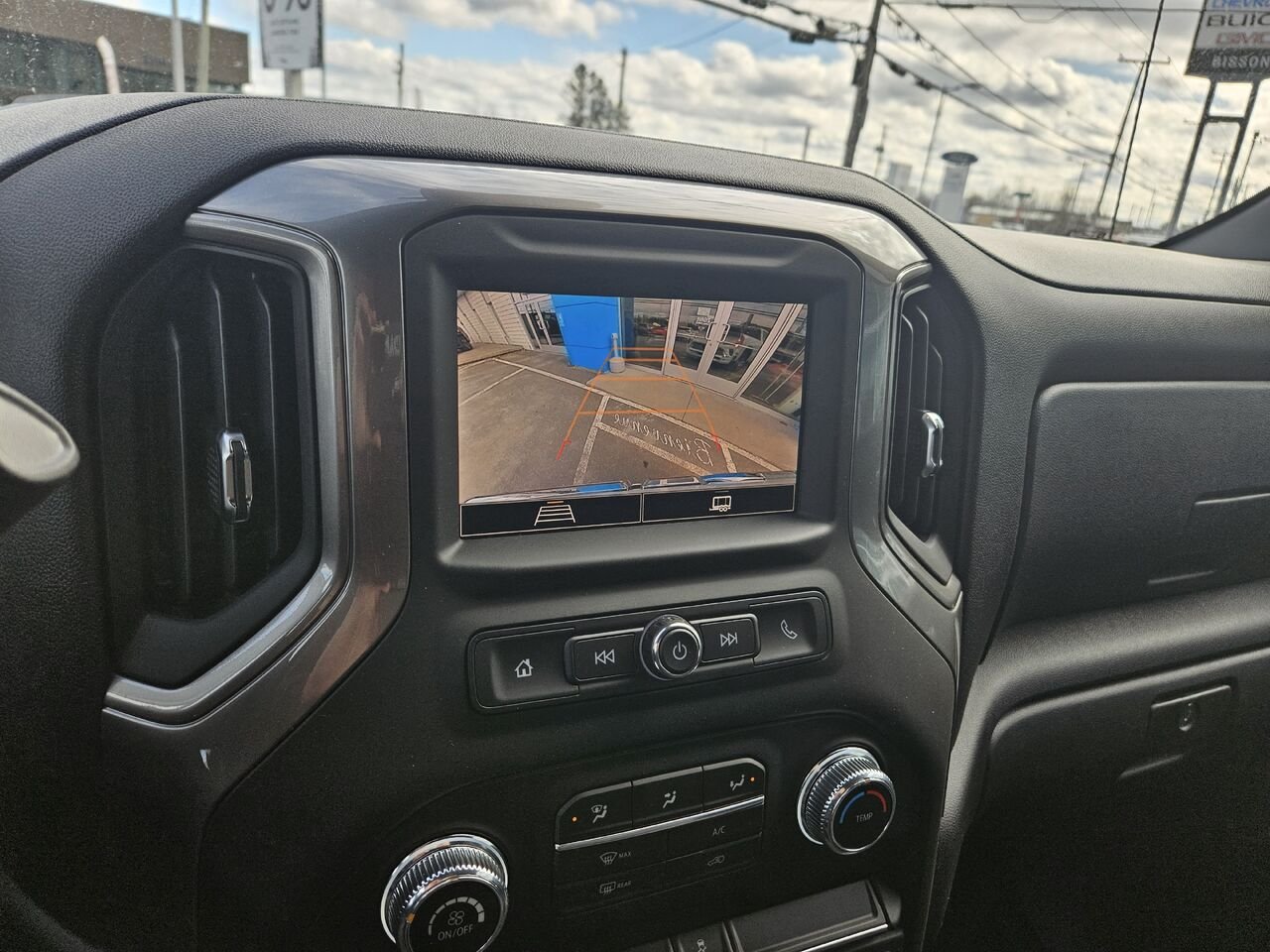 GMC Sierra 1500 Pro cabine multiplace 4RM 157 po 2026 Blanc sommet Thetford Mines - photo #8