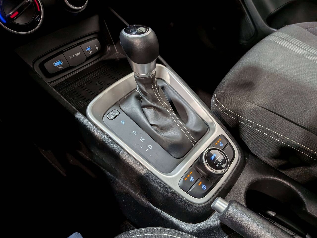 2026 Hyundai Venue Preferred IVT White Val-David - photo #28