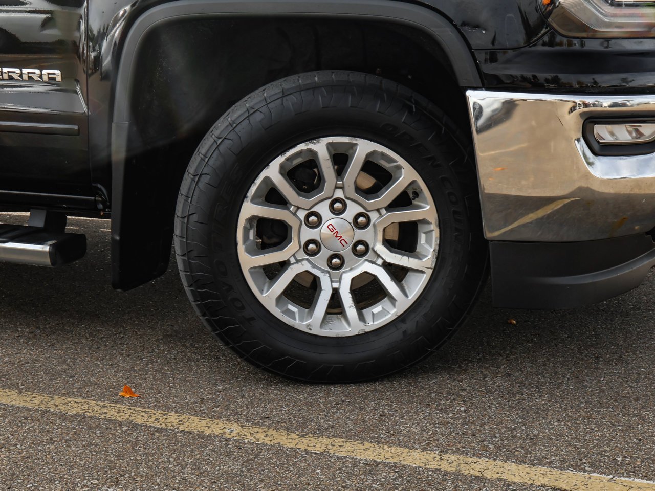 2017 GMC Sierra 1500 4WD Crew Cab 143.5 SLE Black Sherwood Park - photo #10