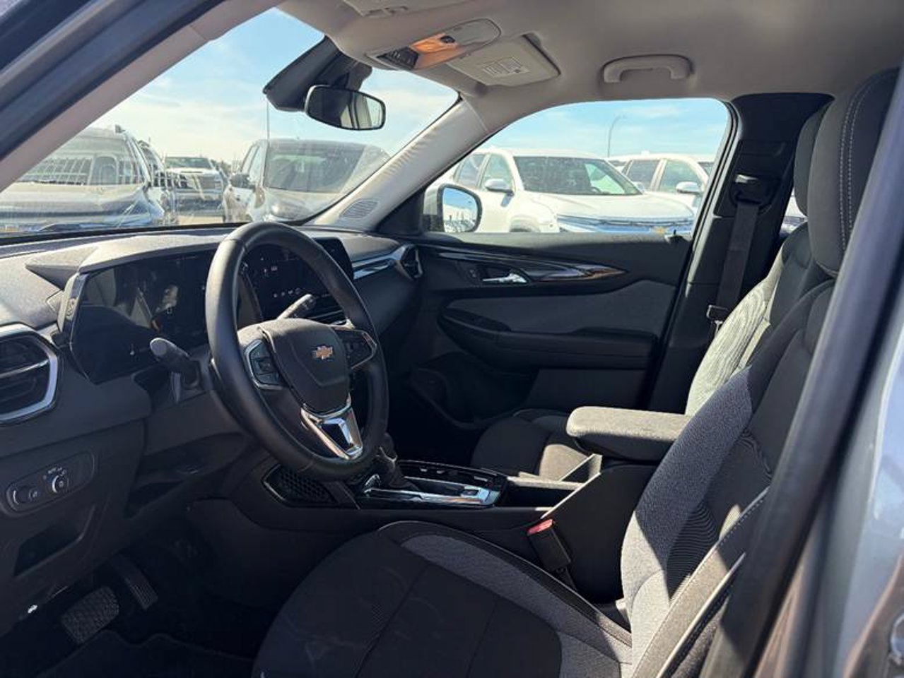 2026 Chevrolet Trailblazer AWD 4dr LT Grey Sherwood Park - photo #5