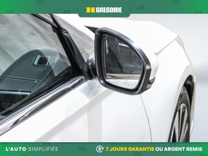 2020 Nissan Altima White Saint-Eustache - photo #13
