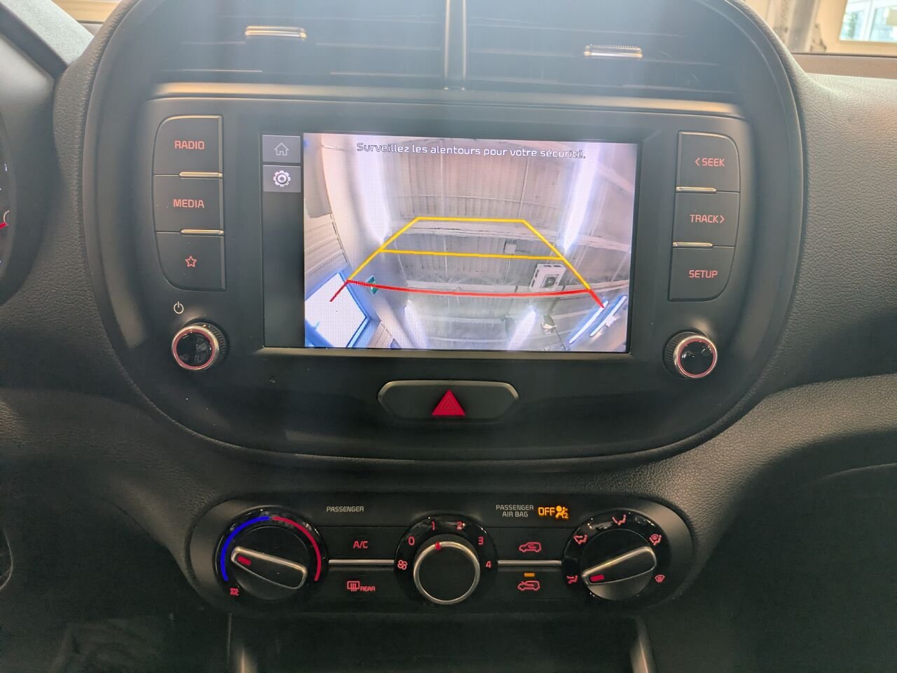 2022 Kia Soul White Gatineau - photo #13