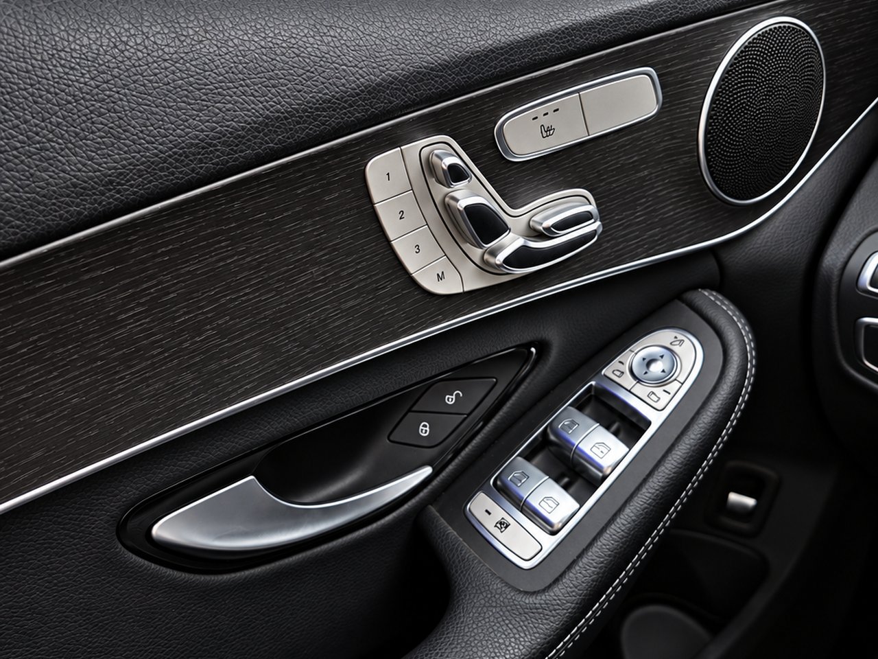 2021 Mercedes-Benz C300 Sport Pack + Night Pack Black Granby - photo #19