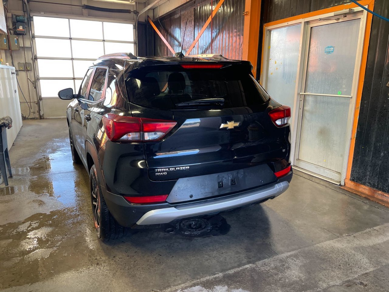 Chevrolet Trailblazer LT AWD *SIÈGES CHAUFF* CARPLAY ALERTES WIFI USB 2024 Noir Saint-Jérôme - photo #4
