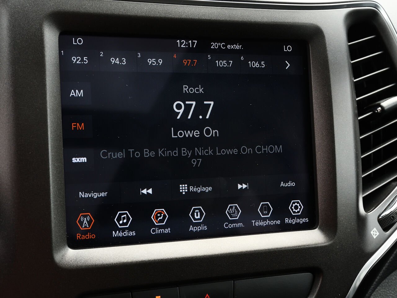2021 Jeep Cherokee Trailhawk 4x4 Green Saint-Hyacinthe - photo #2