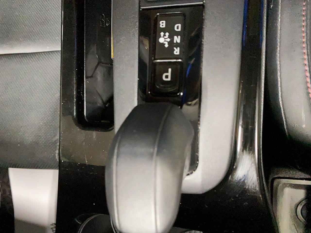 2024 Toyota Prius Prime Guardian Gray Baie-Comeau - photo #13