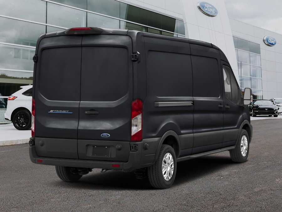 Ford E-Transit fourgonnette utilitaire 2025 2025 Noir agate métallisé