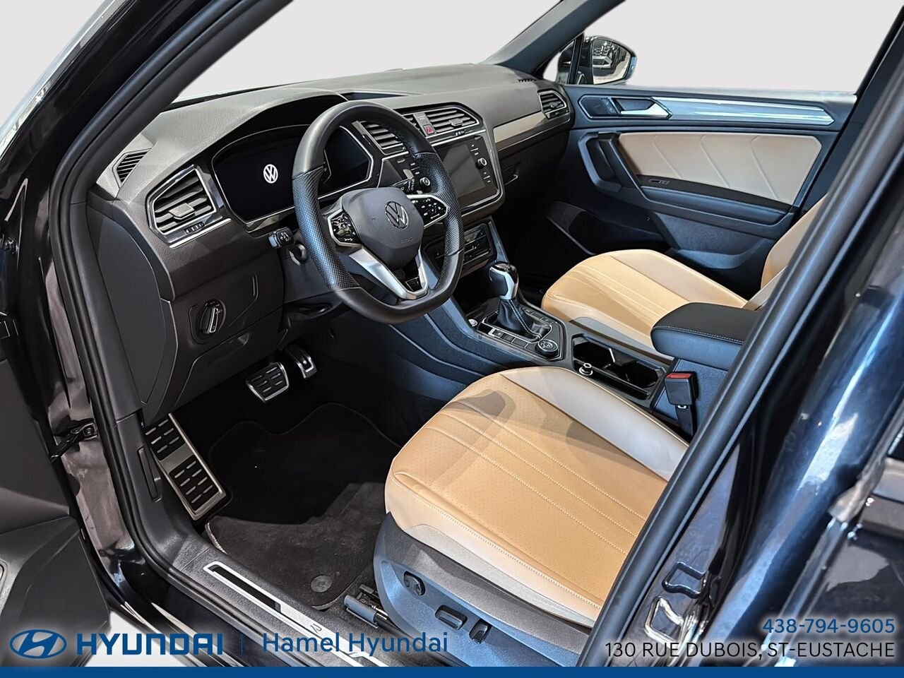 2024 Volkswagen Tiguan Black Saint-Eustache - photo #7