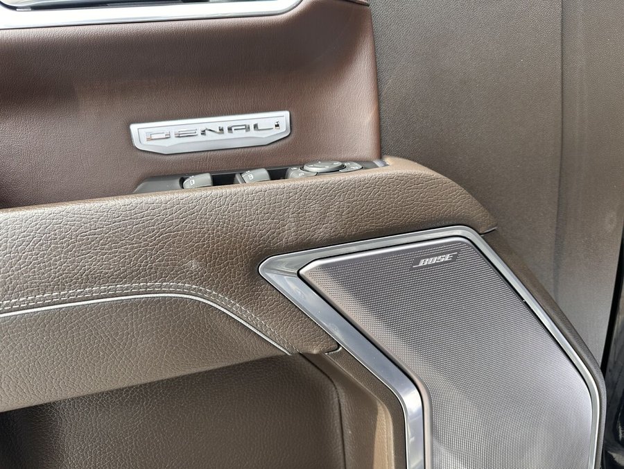 GMC SIERRA K1500 DENALI Denali cabine multiplace 4RM 147 po 2023 Noir