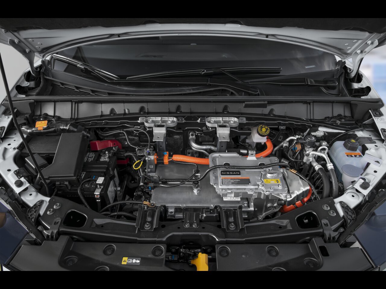 NISSAN LEAF LEAF SV+ 2026 Blanc Everest nacré triple couche Châteauguay - photo #9