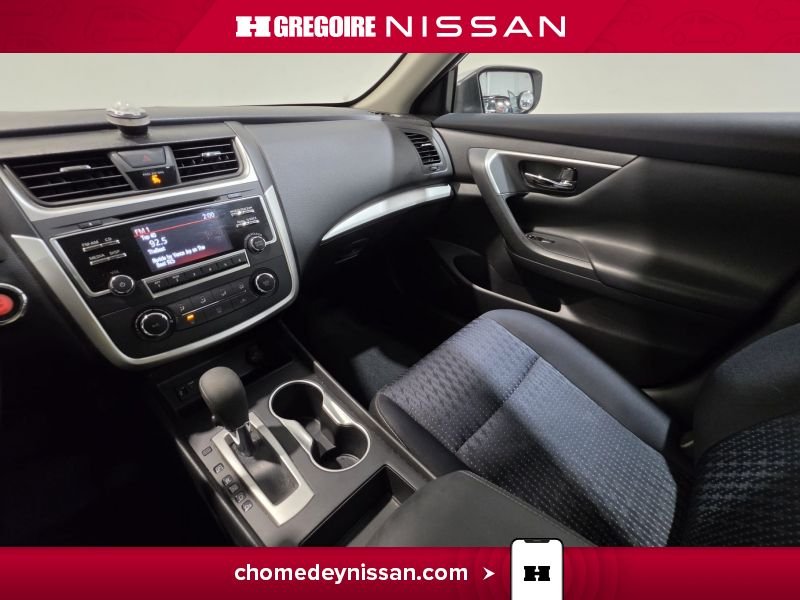 Nissan Altima 2016 Argent Laval - photo #22