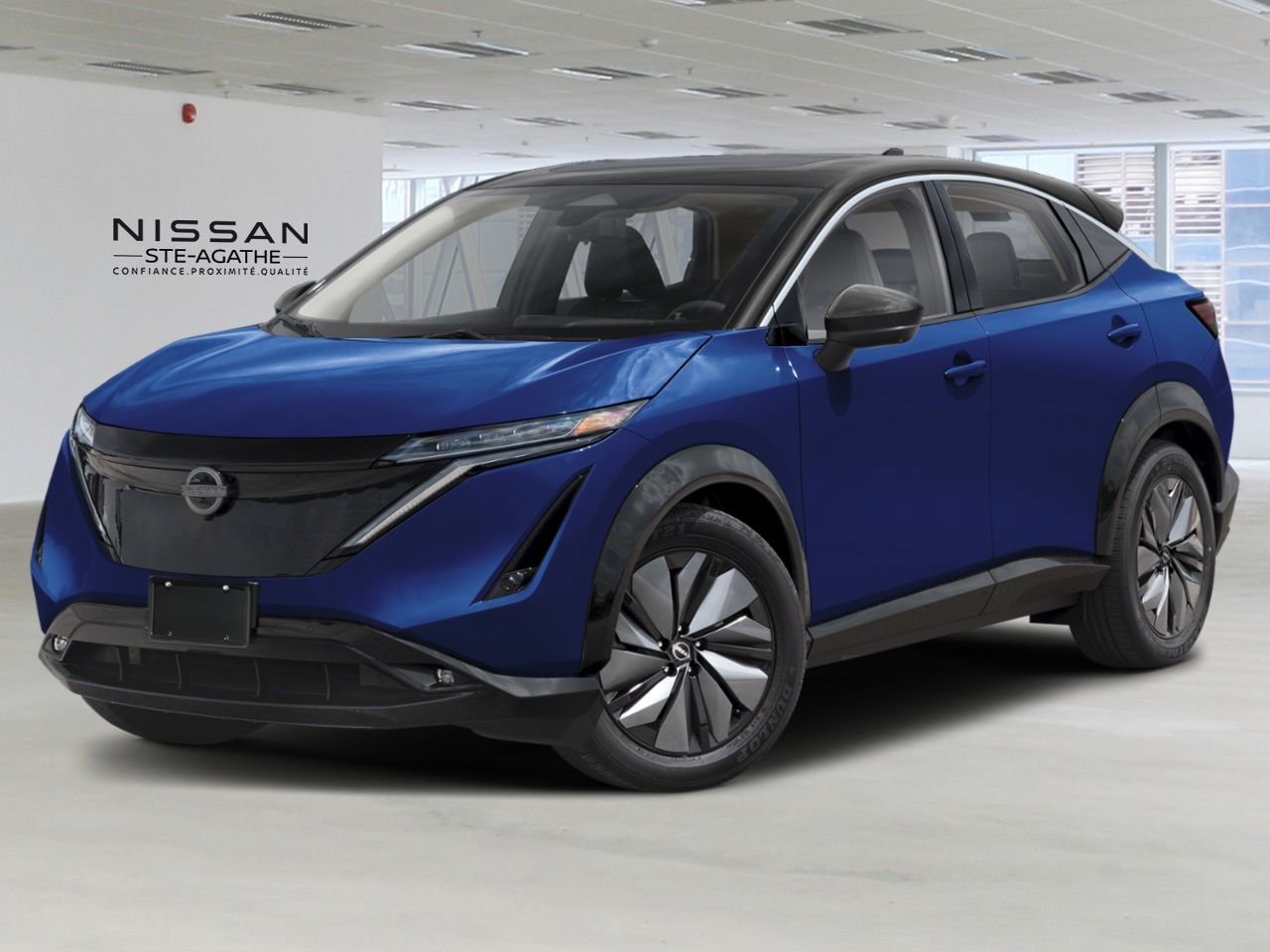 Nissan ARIYA 2026 Bleu océanique profond nacré/Diamant noir nacré Ste-Agathe des Monts - photo #0