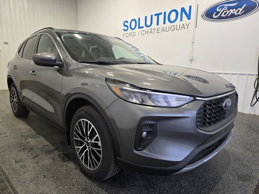 2025 Ford Escape Carbonized Grey Metallic