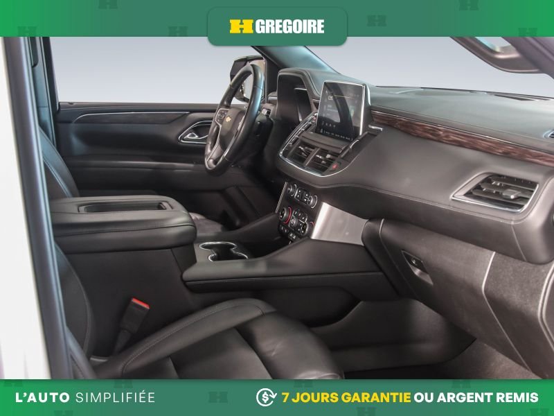 Chevrolet Suburban 2024 Blanc Blainville - photo #32