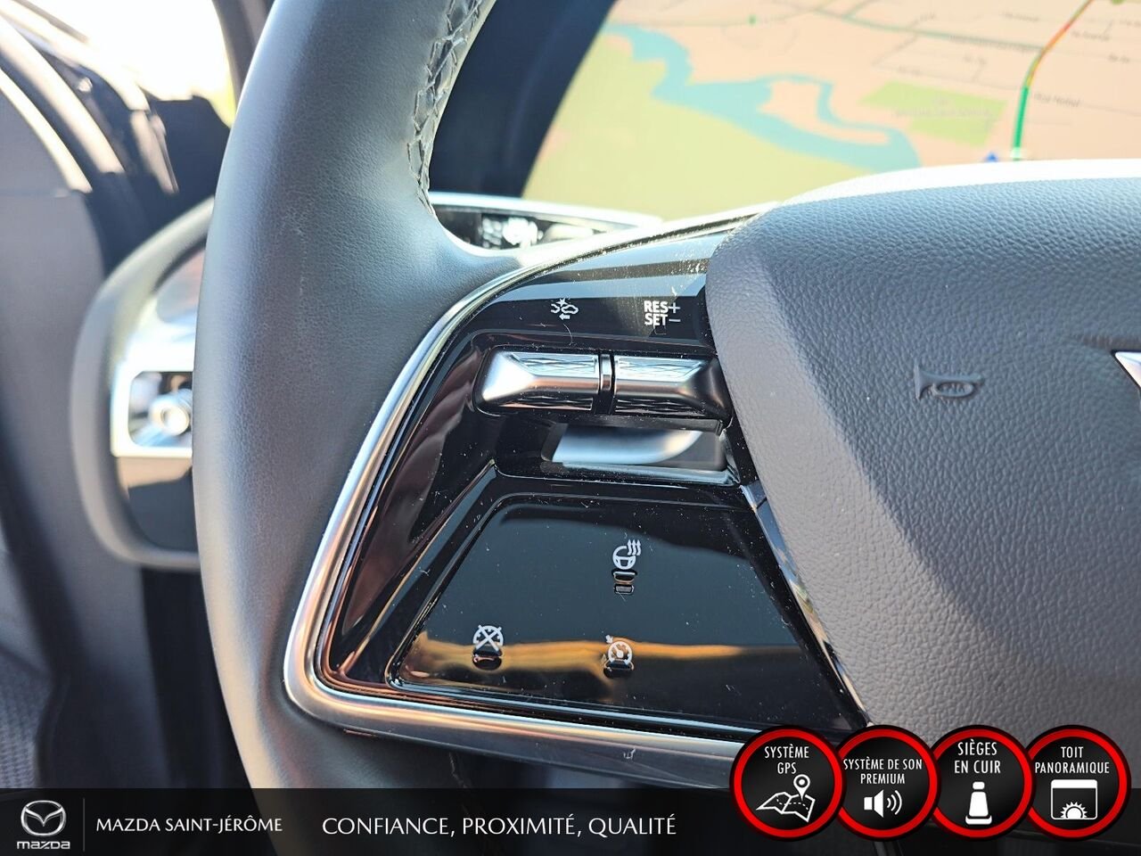 Cadillac LYRIQ 2025 Noir Ste-Agathe des Monts - photo #13