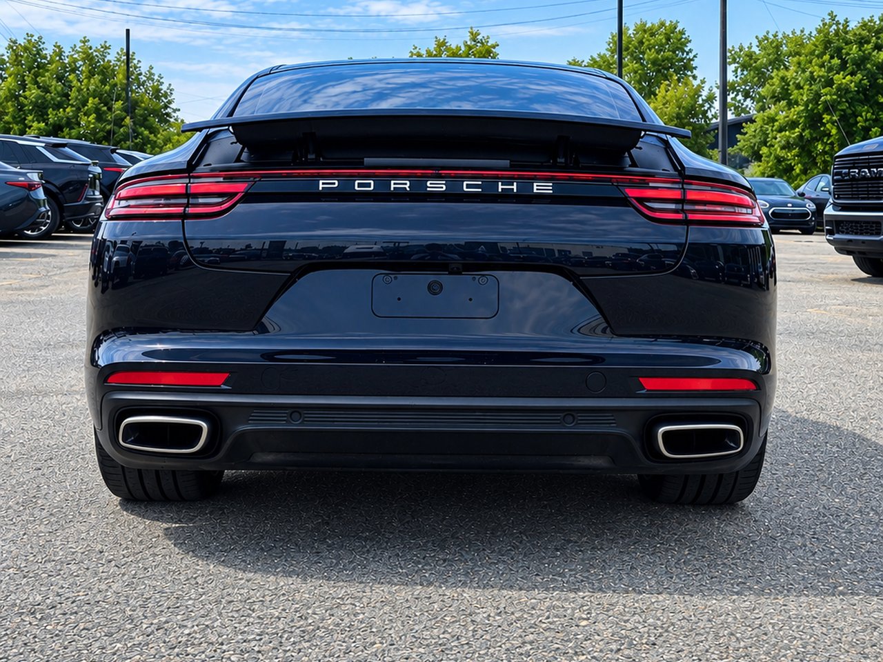 Porsche Panamera 4 Chrono 2019 Bleu Granby - photo #5