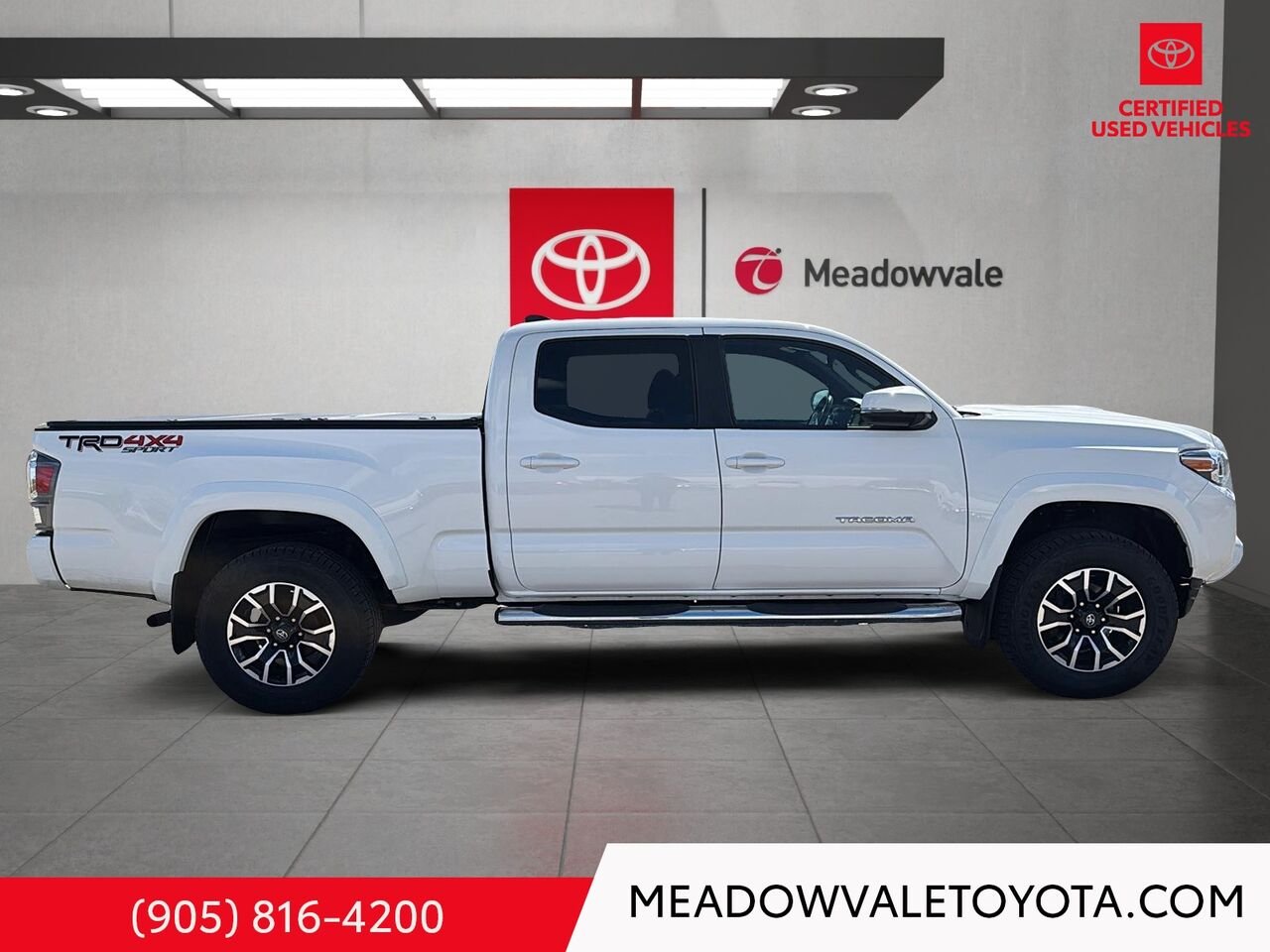 2022 Toyota Tacoma 6 Cylinder, New Tires, Tonneau Cover, Reliable and Dependable White Mississauga - photo #2