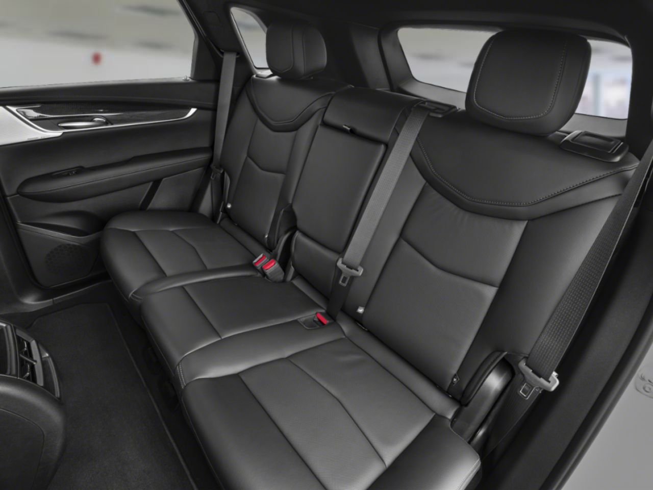 CADILLAC XT5 Traction intégrale, 4 portes Sport 2026 Noir stellaire métallisé Montmagny - photo #5