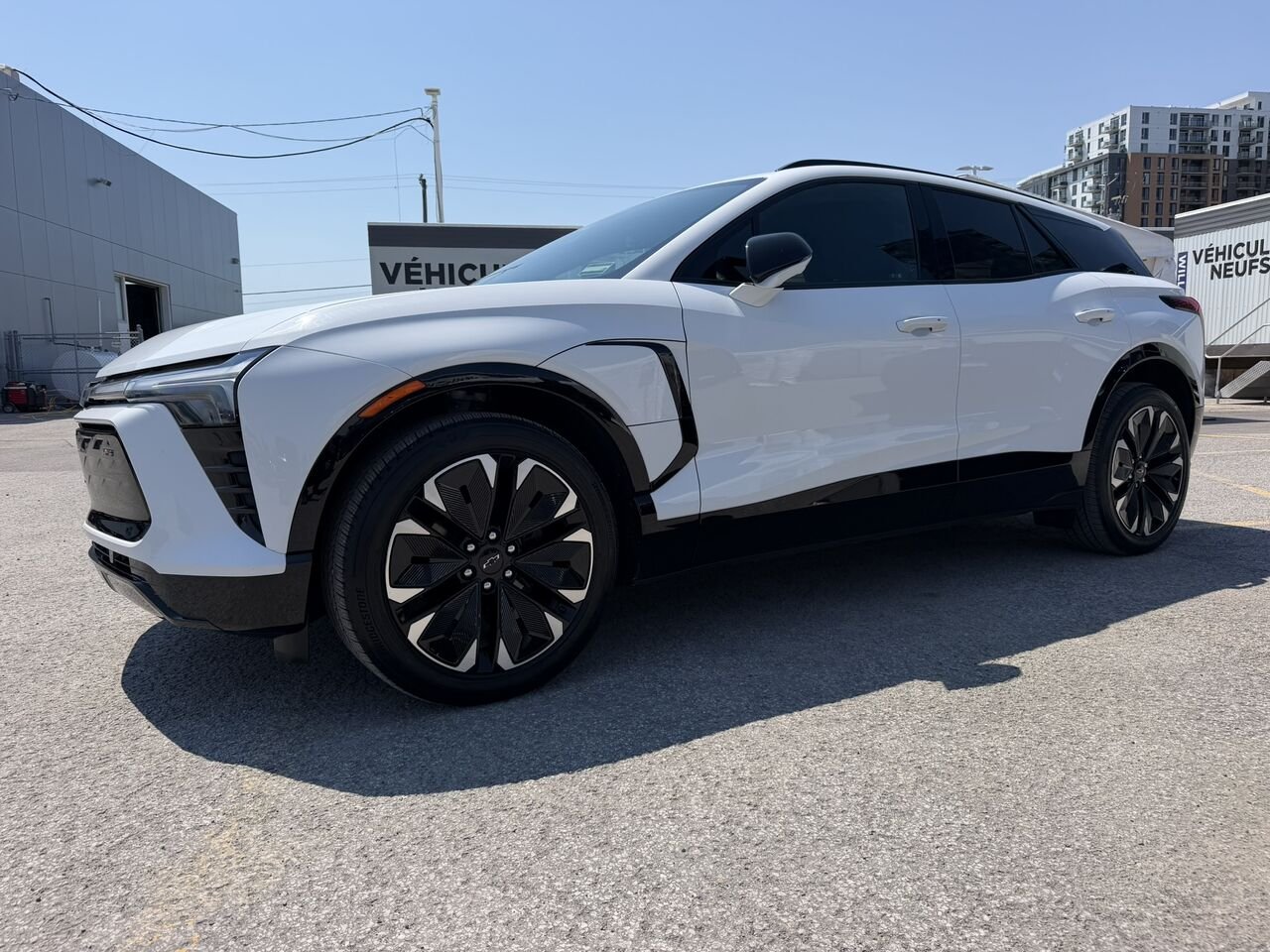 Chevrolet Blazer EV 2RS 2024 Blanc Laval - photo #0