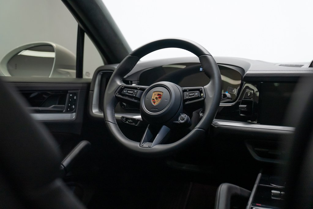 2024 Porsche Cayenne White Saint-Eustache - photo #12