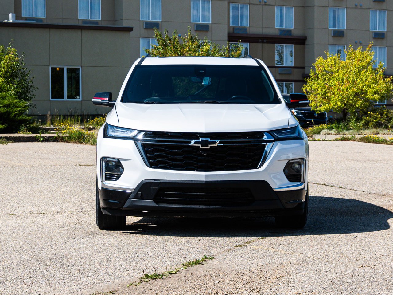 2023 Chevrolet Traverse AWD 4dr Premier White Sherwood Park - photo #2