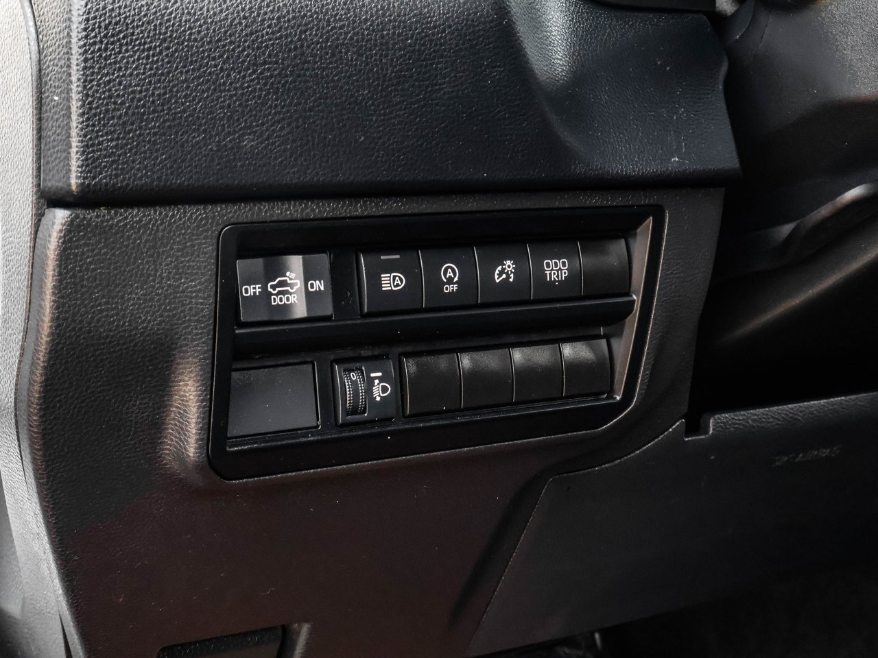 2024 Toyota Tundra 4x4 Crewmax SR White Sherwood Park - photo #19
