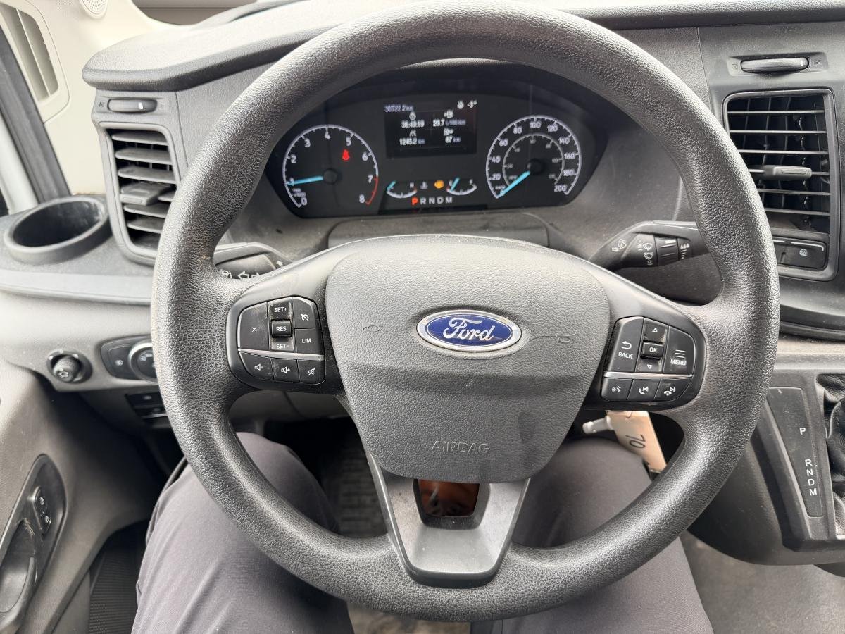 Ford Transit Cutaway 2024 Blanc  - photo #16