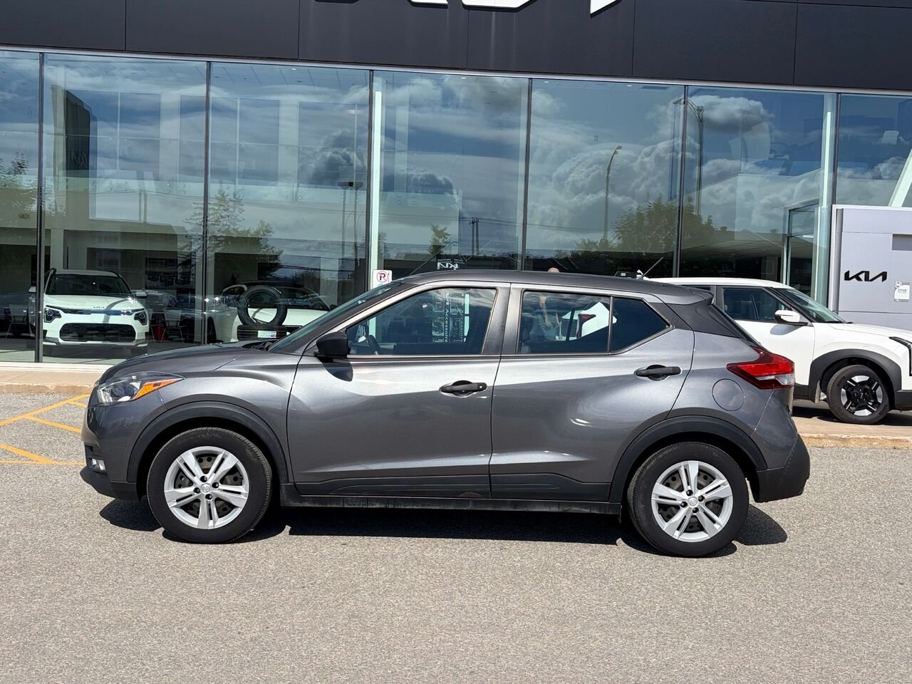 2019 Nissan Kicks Grey Gatineau - photo #2