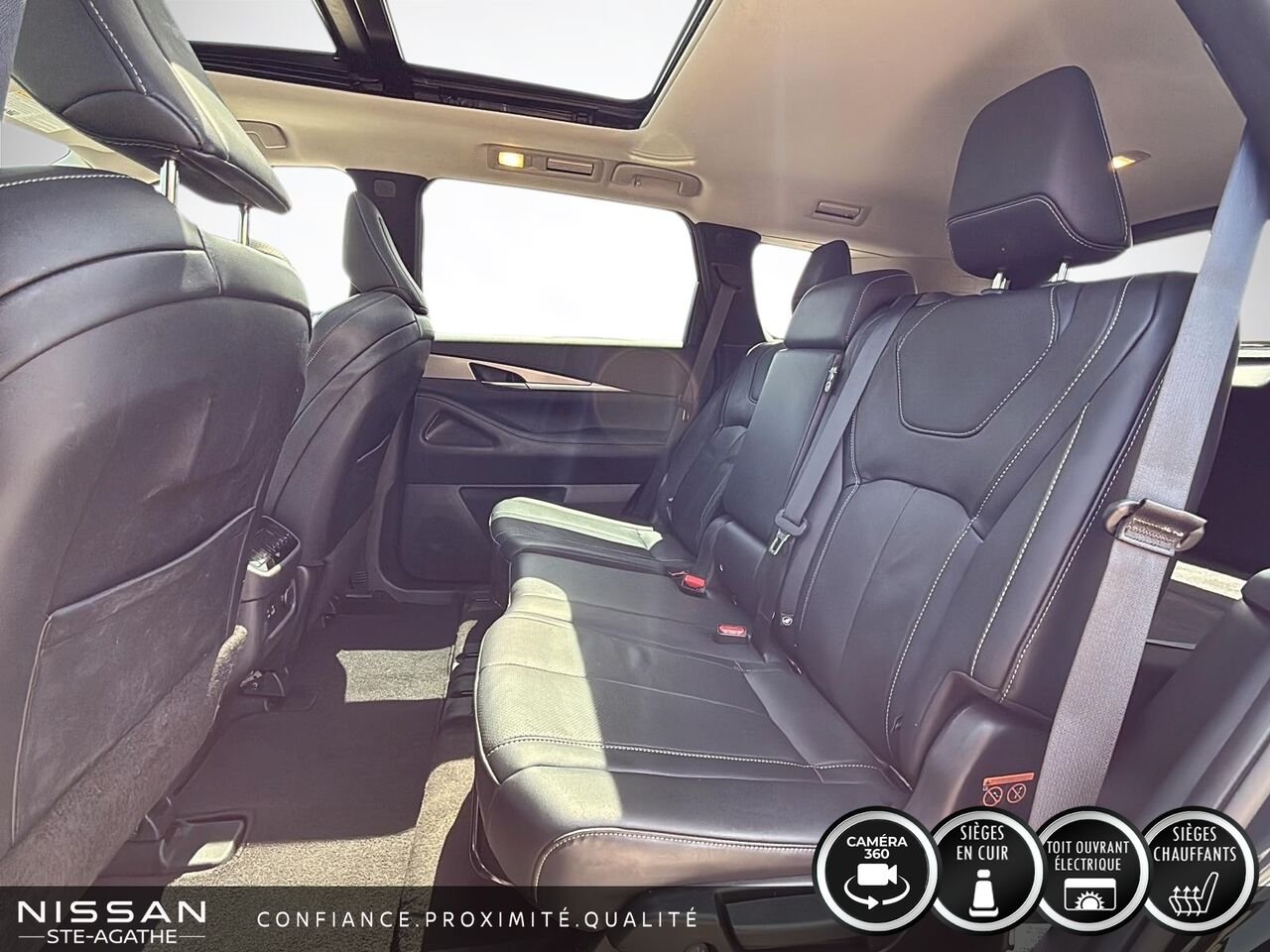 INFINITI QX60 LUXE | AWD | TOIT PANORAMIQUE | 7 PLACES | 2024 Noir Saint-Jérôme - photo #8