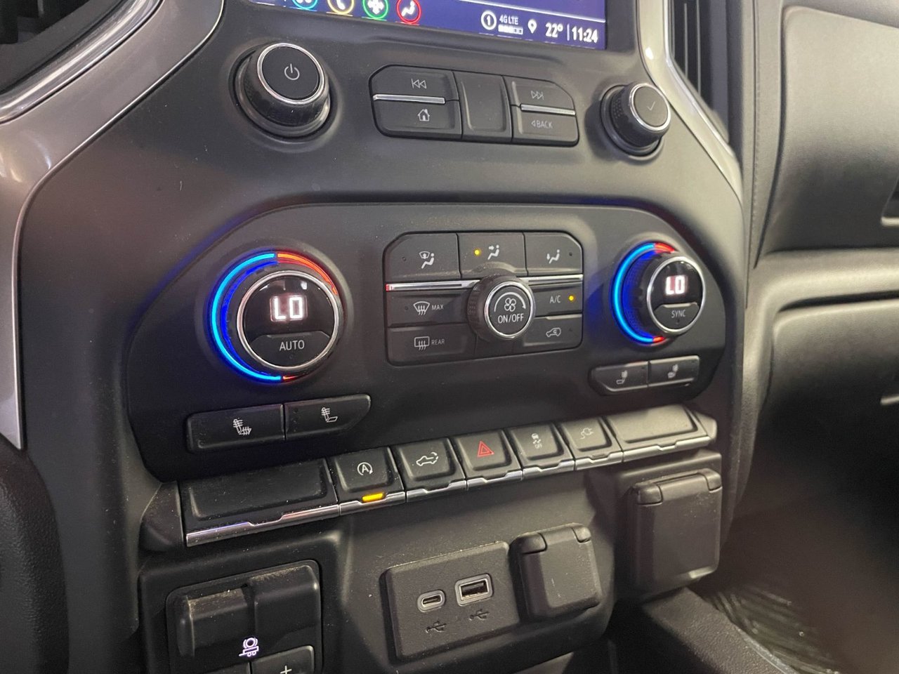 2021 Chevrolet Silverado 1500 RST CREW 4X4 *SIÈGES CHAUFF* BOSE CARPLAY BEDLINER White Saint-Jérôme - photo #11