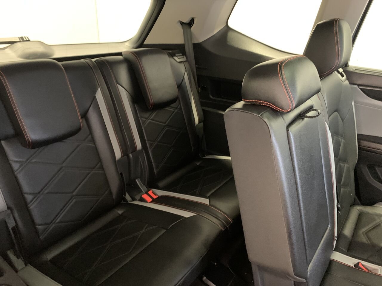 Volkswagen Atlas PEAK EDITION ATLAS PEAK EDITION 2025 Gris Châteauguay - photo #19